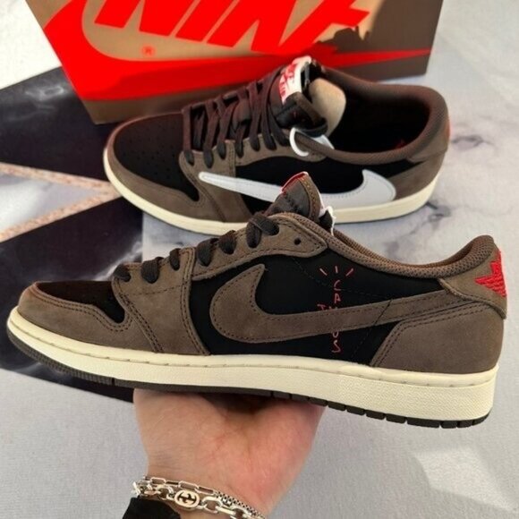 Travis Scott x Air Jordan AJ1 Low CQ4277-001 main image 4